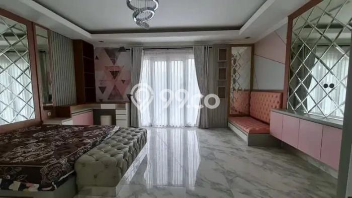 Ready to Use! Luxury House LT 399m2 Desain Elegan di BSD Delatinos Ready to Use! Luxury House LT 399m2 Desain Elegan di BSD Delatinos
