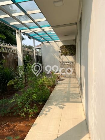 Rumah Elit Modern Siap Huni di Serpong Villa Melati Mas Tangerang Selatan Rumah Elit Modern Siap Huni di Serpong Villa Melati Mas Tangerang Selatan