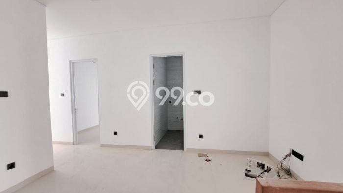 Jual Rumah Luas Megah Dengan View Cantik di Gading Serpong, Tangerang Jual Rumah Luas Megah Dengan View Cantik di Gading Serpong, Tangerang