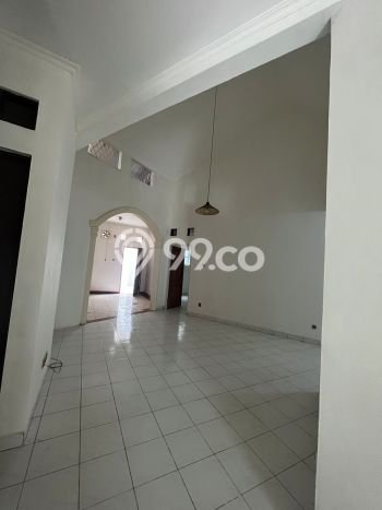 Rumah 5 KT 3 KM di Area BSD Kencana Loka, Tangerang Rumah 5 KT 3 KM di Area BSD Kencana Loka, Tangerang