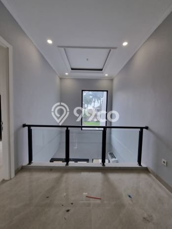 Ready to Use! Luxury House LT 202m2 Desain Modern di Serpong Villa Melati Mas Ready to Use! Luxury House LT 202m2 Desain Modern di Serpong Villa Melati Mas
