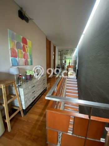 Hunian Elit LB 600m2 Siap Pakai Desain Elegan di Bintaro, Jakarta Selatan Hunian Elit LB 600m2 Siap Pakai Desain Elegan di Bintaro, Jakarta Selatan