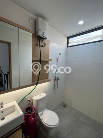 Rumah Minimalis 3 KT di BSD City Tangerang Semi Furnished Rumah Minimalis 3 KT di BSD City Tangerang Semi Furnished
