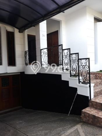 Rumah Luxury Modern Siap Huni di Pondok Indah Jakarta Selatan Rumah Luxury Modern Siap Huni di Pondok Indah Jakarta Selatan