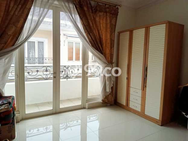 Siap Huni Rumah Mewah 5 Kamar di Serpong Dekat ke Mana Saja Siap Huni Rumah Mewah 5 Kamar di Serpong Dekat ke Mana Saja