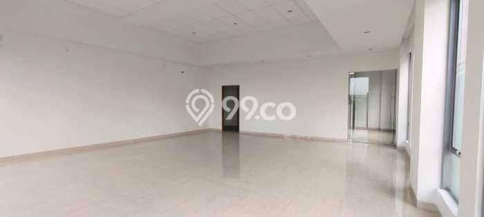 Lokasi Strategis! Dijual Kantor Bisnis di BSD City, Tangerang Kondisi Baik Lokasi Strategis! Dijual Kantor Bisnis di BSD City, Tangerang Kondisi Baik