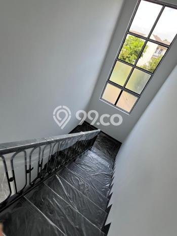 Rumah Elit Modern Siap Huni di BSD Avani Tangerang Rumah Elit Modern Siap Huni di BSD Avani Tangerang