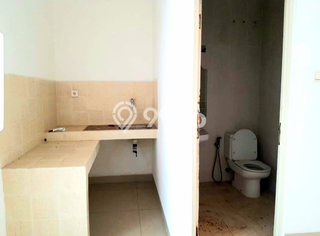 Rumah Luas Asri 3 KT Siap Pakai di BSD Residence One Tangerang Rumah Luas Asri 3 KT Siap Pakai di BSD Residence One Tangerang