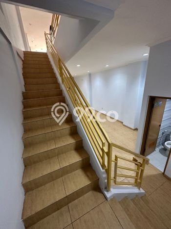 Ruko Bagus Dijual LB 180m2 Lokasi Strategis Jakarta Barat Area Cocok untuk Berbisnis Ruko Bagus Dijual LB 180m2 Lokasi Strategis Jakarta Barat Area Cocok untuk Berbisnis