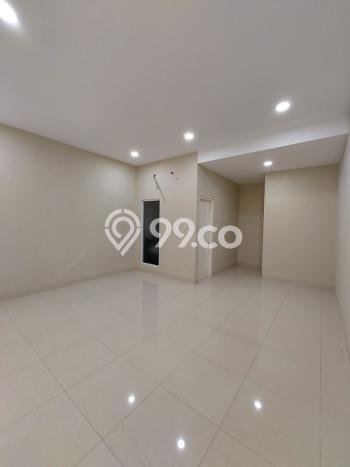 Disewakan! Rumah 5 Kamar Tidur &
5 Kamar Mandi di Pantai Indah Kapuk, Jakarta Utara Disewakan! Rumah 5 Kamar Tidur &
5 Kamar Mandi di Pantai Indah Kapuk, Jakarta Utara