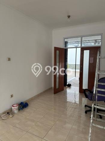 Lokasi strategis! Rumah siap pakai dikontrakkan di Cengkareng LB 200m2 Lokasi strategis! Rumah siap pakai dikontrakkan di Cengkareng LB 200m2