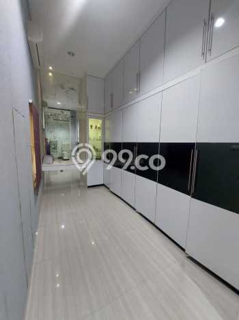 Siap Huni Rumah Mewah 4 Kamar di Cengkareng Dekat ke Mana Pun Siap Huni Rumah Mewah 4 Kamar di Cengkareng Dekat ke Mana Pun