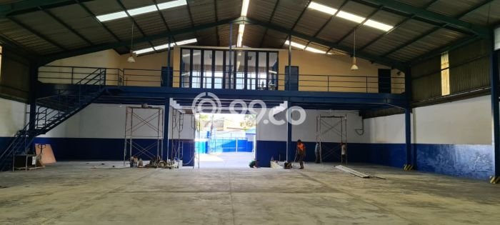 SEWA STRATEGIS! Gudang Kawasan Rawa Buaya, Luas 1700m², Lokasi Berkembang SEWA STRATEGIS! Gudang Kawasan Rawa Buaya, Luas 1700m², Lokasi Berkembang