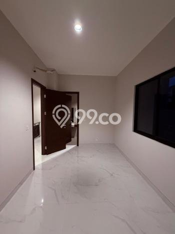 Rumah kawasan , 5 KT, View Indah, LT 200m2m² Bangunan 300m2m² Rumah kawasan , 5 KT, View Indah, LT 200m2m² Bangunan 300m2m²