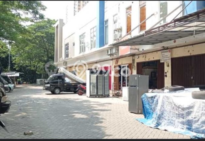 LOKASI SUPER STRATEGIS! Ruko di Duri Kosambi, Luas 90m², Area Komersial LOKASI SUPER STRATEGIS! Ruko di Duri Kosambi, Luas 90m², Area Komersial