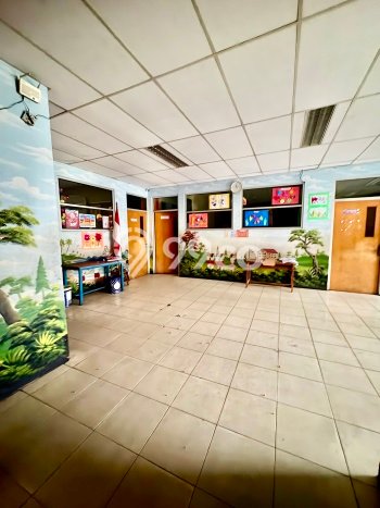 Unit Komersial Dijual di Jakarta Utara LT 420m2 & LB 1200m2 Unit Komersial Dijual di Jakarta Utara LT 420m2 & LB 1200m2