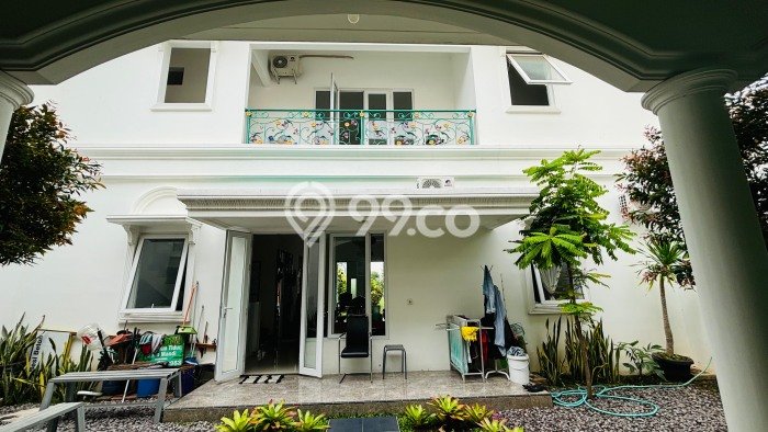 SPECIAL OFFER! Rumah Nyaman di , Luas 240m2m² Bangunan 350m2m² SPECIAL OFFER! Rumah Nyaman di , Luas 240m2m² Bangunan 350m2m²