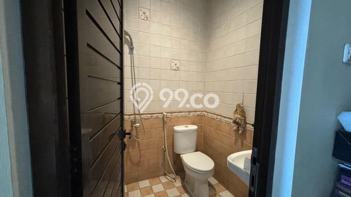 Hot Offer Hunian Mewah Ideal dan Luas di Semarang Tengah, Semarang Hot Offer Hunian Mewah Ideal dan Luas di Semarang Tengah, Semarang