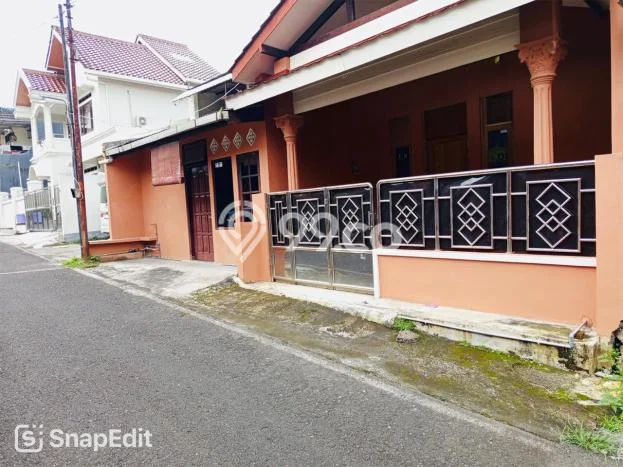 Dijual Rumah 6 Kamar Lokasi Strategis Nyaman dan Strategis di Argomulyo Dijual Rumah 6 Kamar Lokasi Strategis Nyaman dan Strategis di Argomulyo
