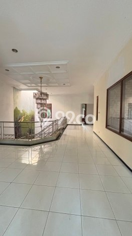 Dijual Hunian Mewah dengan Fasilitas Sekitar Komplit di Semarang Selatan, Semarang Dijual Hunian Mewah dengan Fasilitas Sekitar Komplit di Semarang Selatan, Semarang