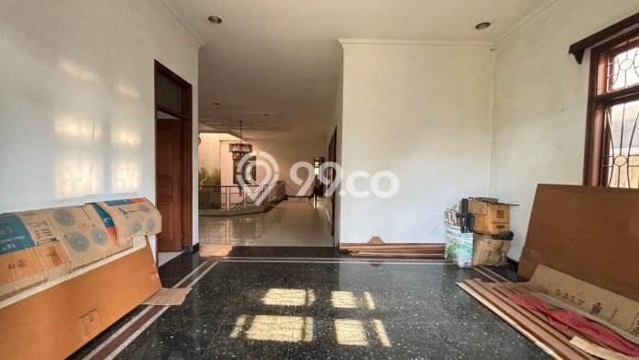 Dijual Hunian Mewah dengan Fasilitas Sekitar Komplit di Semarang Selatan, Semarang Dijual Hunian Mewah dengan Fasilitas Sekitar Komplit di Semarang Selatan, Semarang