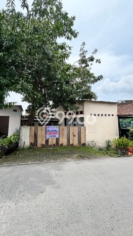 Dijual Rumah 3 Kamar Lokasi Strategis Bagus dan Strategis di Pedurungan Dijual Rumah 3 Kamar Lokasi Strategis Bagus dan Strategis di Pedurungan