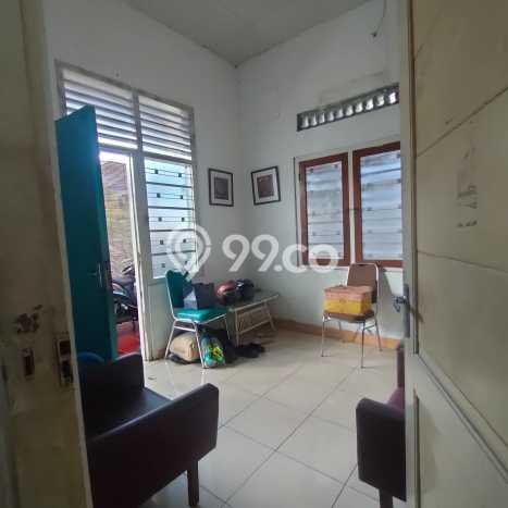 For Sale Rumah 3 Kamar Lokasi Ideal Nyaman dan Strategis di Semarang Tengah For Sale Rumah 3 Kamar Lokasi Ideal Nyaman dan Strategis di Semarang Tengah