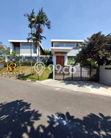 Dijual Rumah Mewah Elegan Dengan View Eksklusif di Pondok Indah, Jakarta Selatan Dijual Rumah Mewah Elegan Dengan View Eksklusif di Pondok Indah, Jakarta Selatan