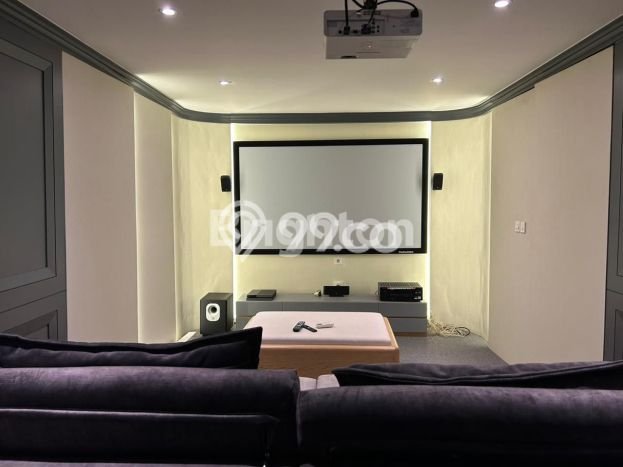 Rumah Elit Modern Tanpa Renovasi di BSD Tangerang Rumah Elit Modern Tanpa Renovasi di BSD Tangerang