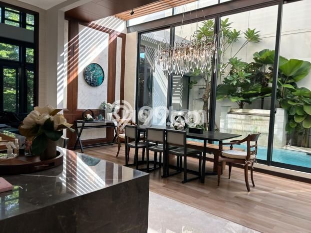 Rumah Elit Modern Tanpa Renovasi di BSD Tangerang Rumah Elit Modern Tanpa Renovasi di BSD Tangerang
