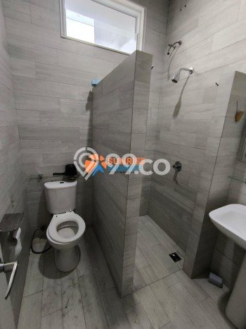 BEST DEAL! Rumah area Batam Centre, 4 KT, Akses Mudah Pusat Kota, LT 200m² LB 137m² BEST DEAL! Rumah area Batam Centre, 4 KT, Akses Mudah Pusat Kota, LT 200m² LB 137m²