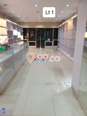 Ruko Kawasan Premium di Nagoya, Luas 330m², Jalan Raya Ruko Kawasan Premium di Nagoya, Luas 330m², Jalan Raya