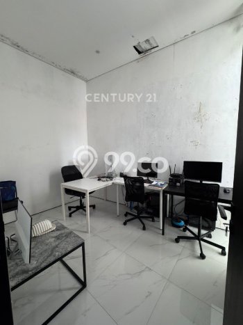 Hunian Mewah LB 600m2 Siap Huni Desain Elegan di Cipinang, Jakarta Timur Hunian Mewah LB 600m2 Siap Huni Desain Elegan di Cipinang, Jakarta Timur