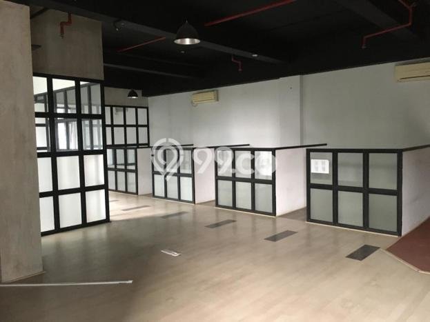 Ruko Bagus Dijual LB 739m2 Lokasi Strategis Jakarta Selatan Area Cocok untuk Berbisnis Ruko Bagus Dijual LB 739m2 Lokasi Strategis Jakarta Selatan Area Cocok untuk Berbisnis