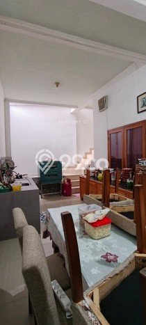 Hunian Mewah LB 98m2 Siap Pakai Desain Elegan di Utan Kayu, Jakarta Timur Hunian Mewah LB 98m2 Siap Pakai Desain Elegan di Utan Kayu, Jakarta Timur
