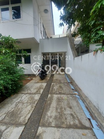 Dijual Rumah Luas Megah Dengan View Eksklusif di Pulomas, Jakarta Timur Dijual Rumah Luas Megah Dengan View Eksklusif di Pulomas, Jakarta Timur
