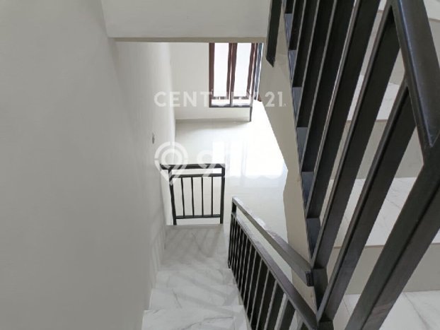 Rumah Modern 3 KT di Percetakan Negara Jakarta Pusat Rumah Modern 3 KT di Percetakan Negara Jakarta Pusat