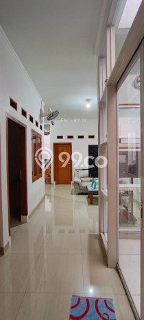 Hunian Mewah LB 98m2 Siap Pakai Desain Elegan di Utan Kayu, Jakarta Timur Hunian Mewah LB 98m2 Siap Pakai Desain Elegan di Utan Kayu, Jakarta Timur