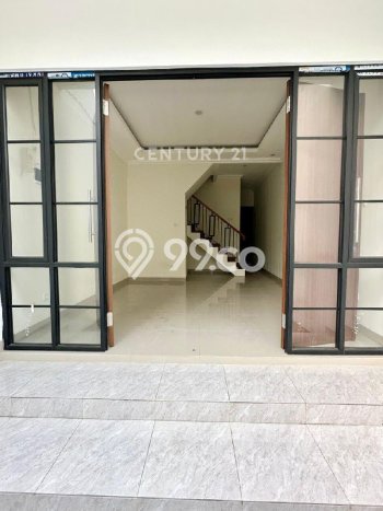 Rumah Mewah LB 90m2 Siap Pakai Desain Elegan di Jalan Panjang, Jakarta Barat Rumah Mewah LB 90m2 Siap Pakai Desain Elegan di Jalan Panjang, Jakarta Barat