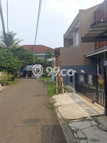 Hunian Nyaman Asri 4 KT Siap Huni di BSD Tangerang Hunian Nyaman Asri 4 KT Siap Huni di BSD Tangerang