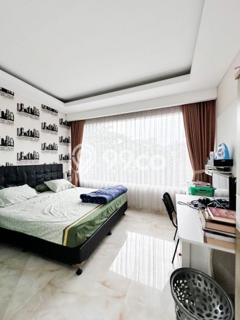 For Sale! Premium House LT 250m2 Desain Modern di Bintaro For Sale! Premium House LT 250m2 Desain Modern di Bintaro