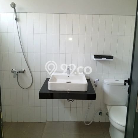 Rumah Modern 3 KT di Pondok Ranji Tangerang Full Furnished Rumah Modern 3 KT di Pondok Ranji Tangerang Full Furnished