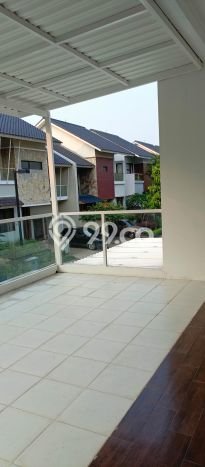 Rumah sewa siap huni 5 Kamar Tidur di Bintaro, Tangerang Selatan Rumah sewa siap huni 5 Kamar Tidur di Bintaro, Tangerang Selatan