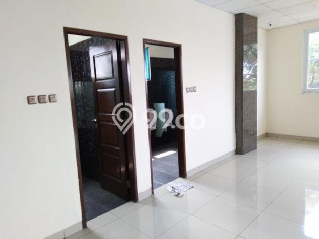 Untuk Disewa Gudang di Pancoran Jakarta Selatan LT 1400m2, LB 8800m2 Untuk Disewa Gudang di Pancoran Jakarta Selatan LT 1400m2, LB 8800m2