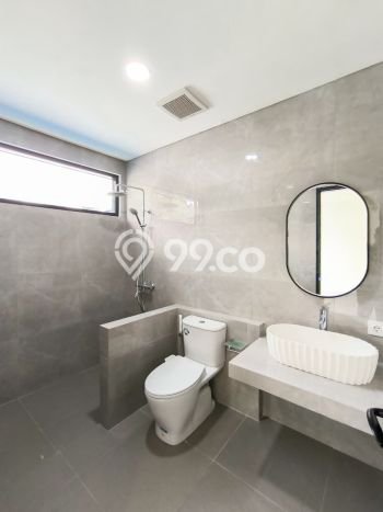 Hunian Mewah LB 300m2 Siap Pakai Desain Elegan di Bintaro, Tangerang Selatan Hunian Mewah LB 300m2 Siap Pakai Desain Elegan di Bintaro, Tangerang Selatan