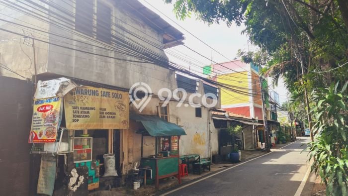 Rumah 4 Kamar Tidur Akses Strategis di Setiabudi, Dekat Pusat Kota, Jakarta Selatan Rumah 4 Kamar Tidur Akses Strategis di Setiabudi, Dekat Pusat Kota, Jakarta Selatan