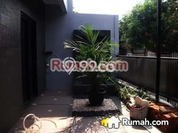 Rumah sewa siap huni 4 Kamar Tidur di Pondok Pinang, Jakarta Selatan Rumah sewa siap huni 4 Kamar Tidur di Pondok Pinang, Jakarta Selatan
