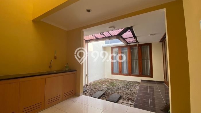 Disewakan Hunian Konsep Modern di Cinere Depok dengan 3 KT Disewakan Hunian Konsep Modern di Cinere Depok dengan 3 KT
