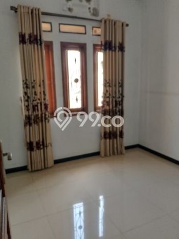 Rumah di Jagakarsa, 3 KT, Akses Rumah Sakit, Luas 120m² LB 150m² Rumah di Jagakarsa, 3 KT, Akses Rumah Sakit, Luas 120m² LB 150m²