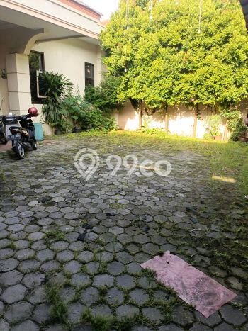 Unit Komersial Tersedia di Tanjung Barat Spesifikasi LB 600m2 Unit Komersial Tersedia di Tanjung Barat Spesifikasi LB 600m2